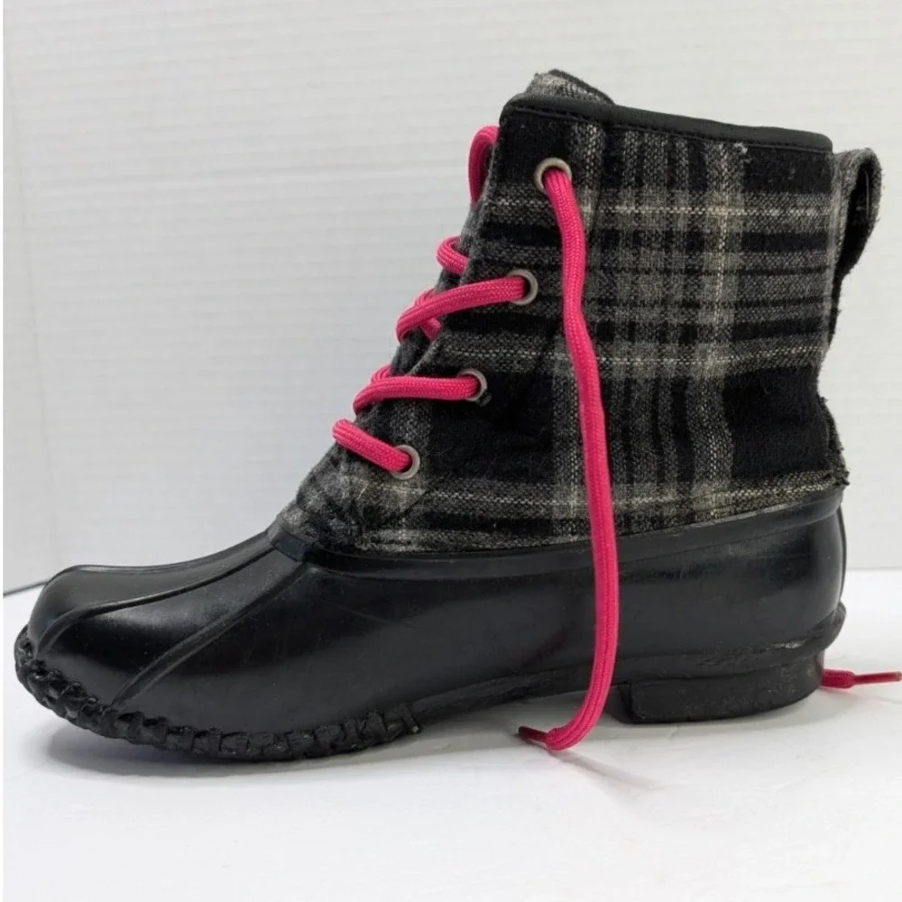 Girls Size 3 Plaid Duck Boots Black Pink Lace Winter Snow Rain Rubber Sole‎